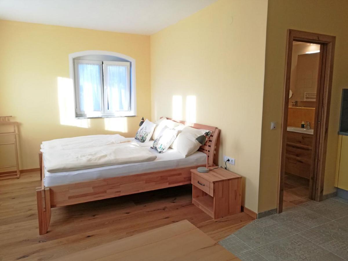 Hotel Haus Monti Maria Lanzendorf Exteriér fotografie